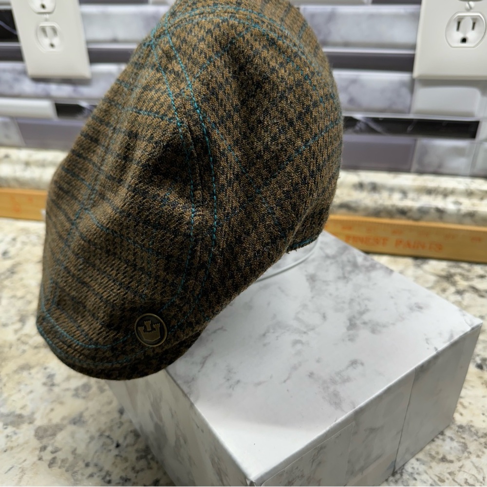 Men’s XLarge Fitted Goorin Brothers Plaid Acrylic Wool Blend Flat Cap Driver Hat - Picture 2 of 10